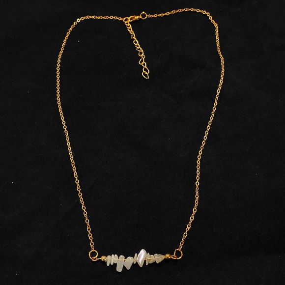 Crystal Necklace Gold Tone Semi Precious Stones White Moonstone - Picture 3 of 4